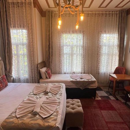 April Hotel Стамбул Экстерьер фото
