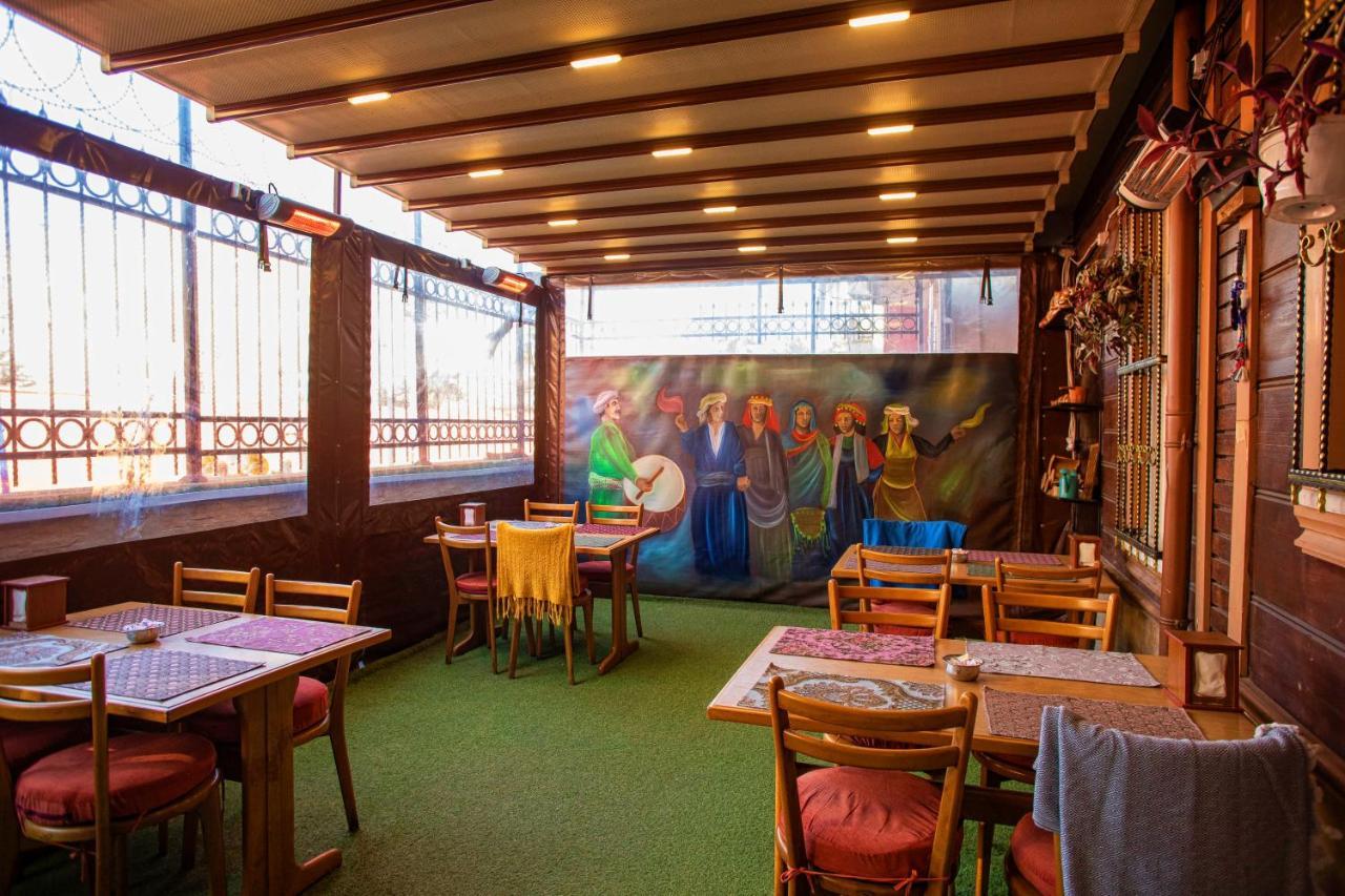 April Hotel Стамбул Экстерьер фото